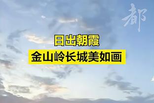 还得成长！4号秀阿门-汤普森全场10中6 贡献12分11板2帽